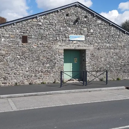 Regnéville - Salle des fêtes (1)