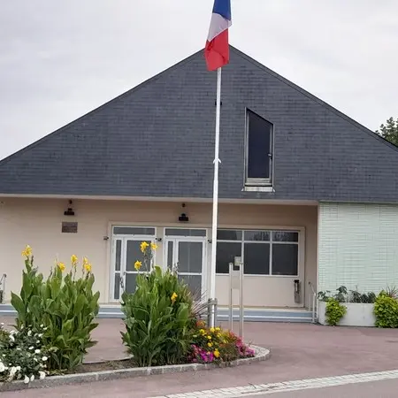 Salle des fêtes gouville sur mer (1)