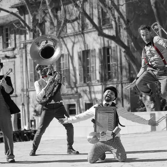 2026-Fanfare The Yellows St Pair