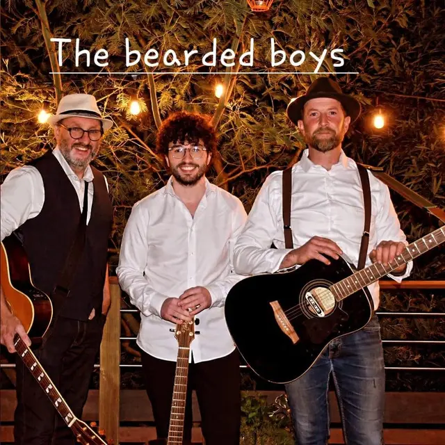 The bearded boys (1)