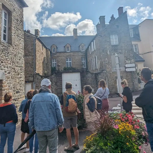 VE 2 - etrange visite de Coutances
