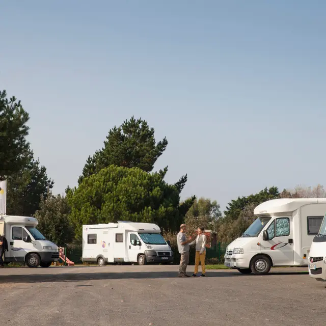 aire-camping-car-coudeville-sur-mer