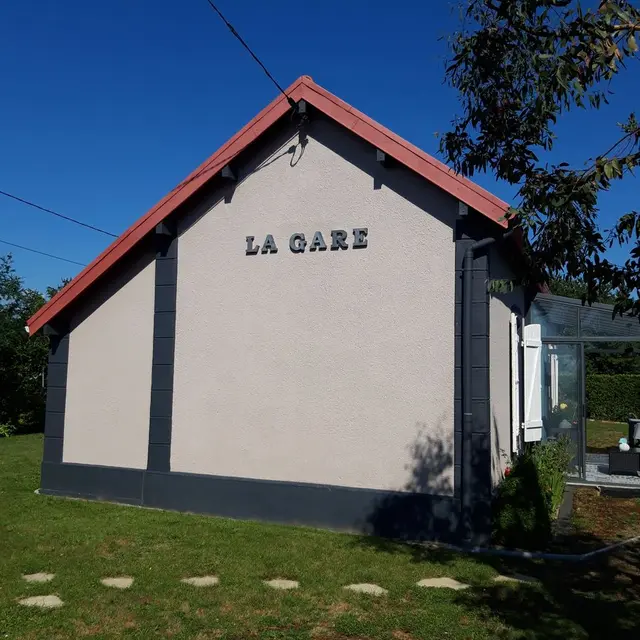 champeaux-meuble-la-gare-1