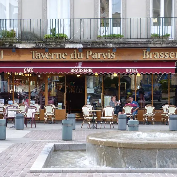 coutances-hotel-la-taverne-du-parvis-1