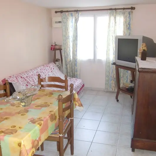 gouville-sur-mer-meuble-siccard (1)