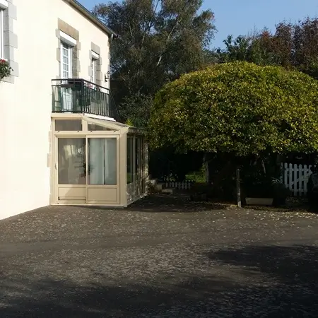 jullouville-meuble-aupinel-1