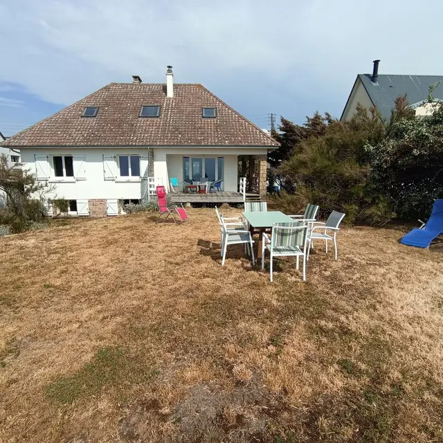 jullouville-meuble-villa-la-nef-0