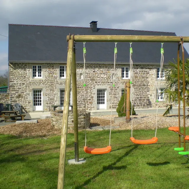 le-chefresne-meuble-dubois-1