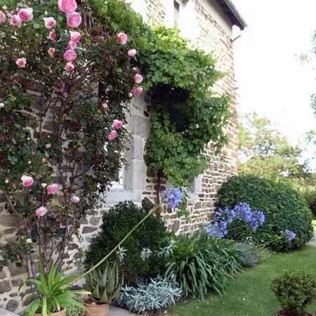 longueville-chambre-hote-la-meauffre-1