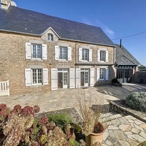 meuble-jullouville-gite-cassa-1