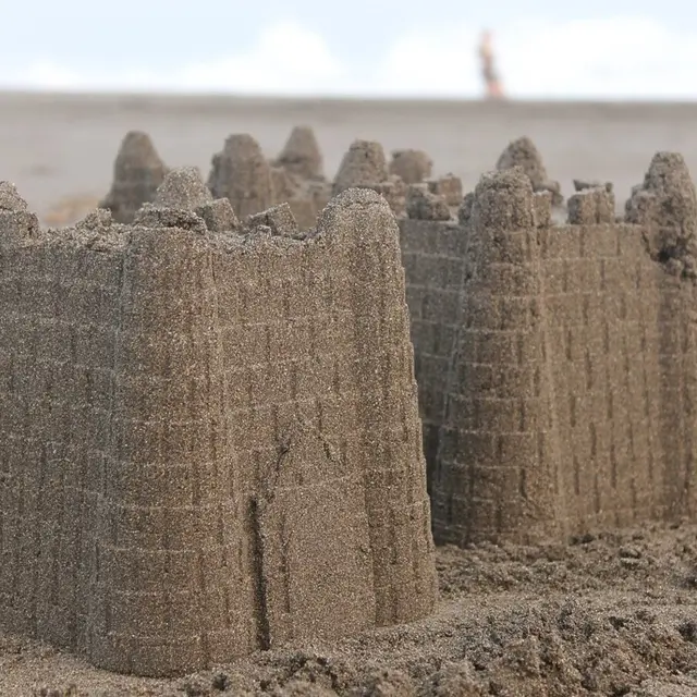 sandcastle-571044_1280 (1)