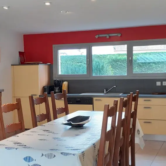 saint-martin-de-brehal-meuble-famille-charpentier-2
