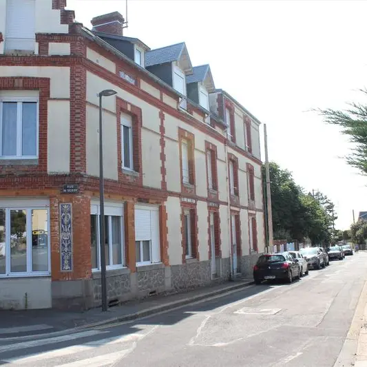 saint-pair-sur-mer-meuble-chez-tony-0