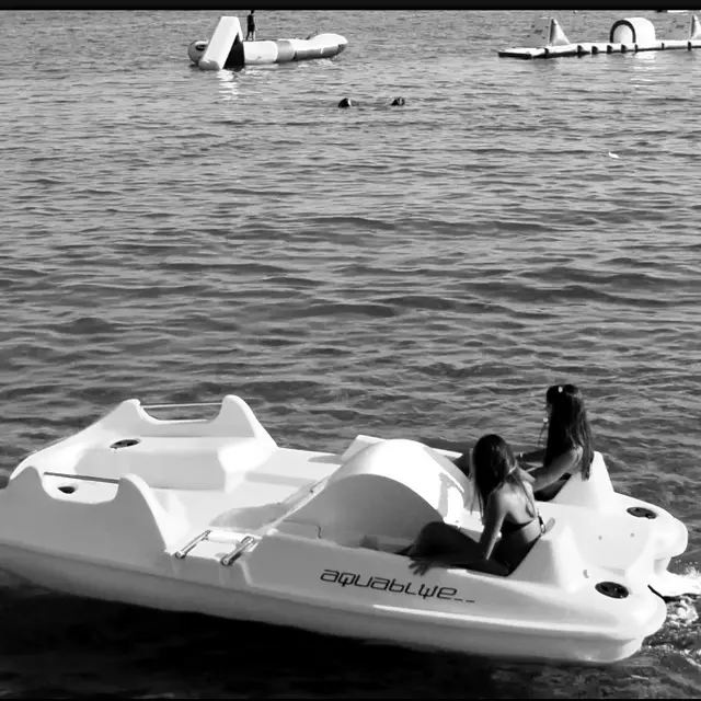 PEDAL' Ô DER - Pédalos - Larzicourt - Lac du Der