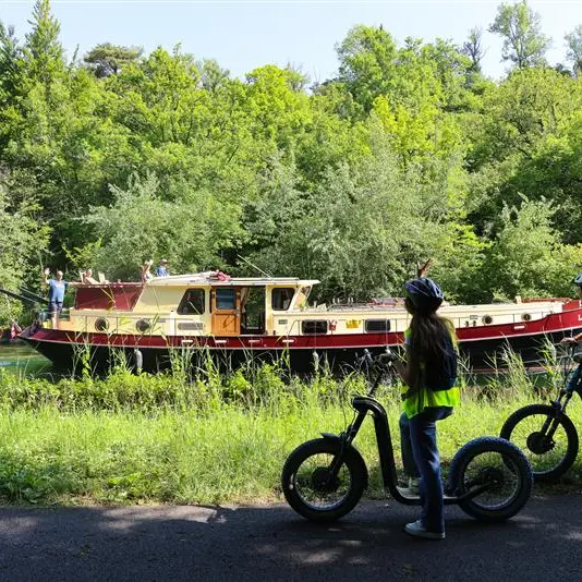 Trottinette Canal & Coteaux Vitryats