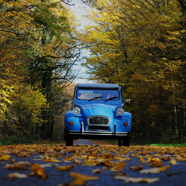 2CV - Champagne Retro Tour