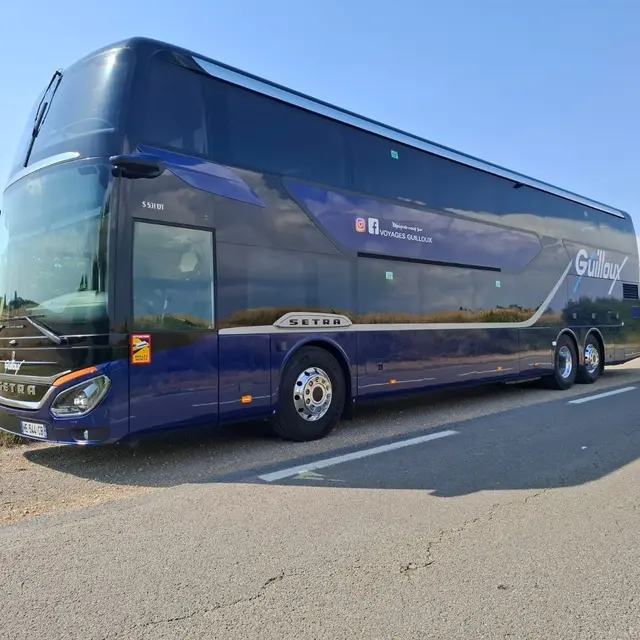 voyages-guilloux-car-de-tourisme