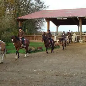 Centre-Equestre-de-la-Contance1