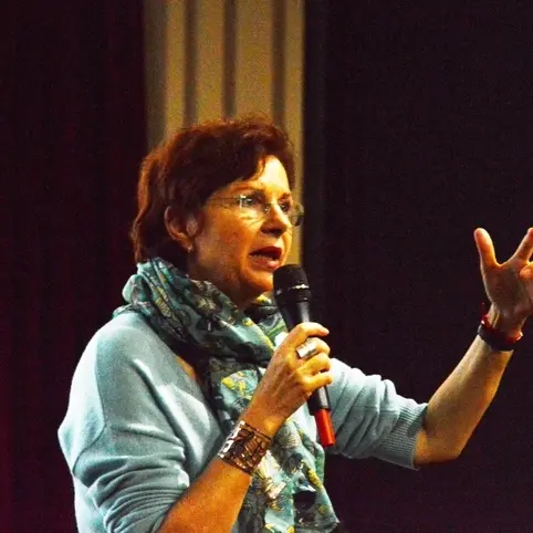 Elizabeth Anscutter