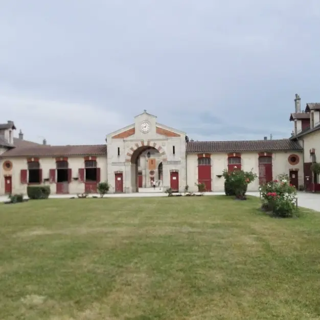 Cour d'honneur - 1-Lac du Der