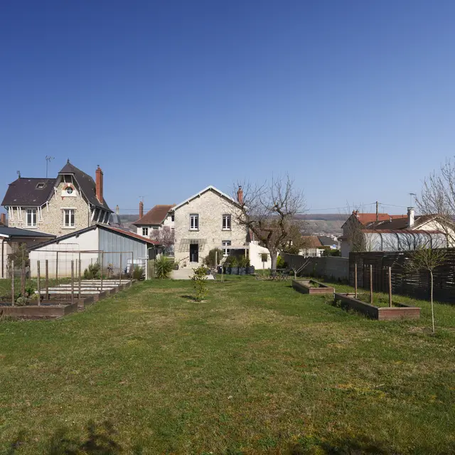 La maison et le jardin