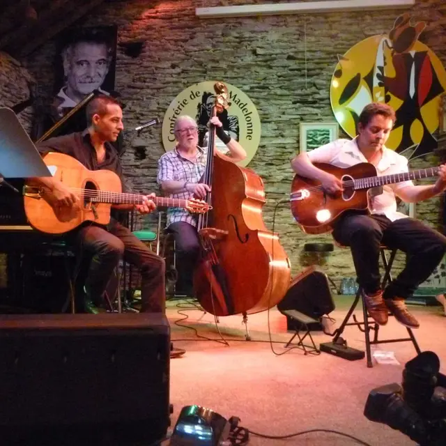 Nitcho REIHARDT TRIO
