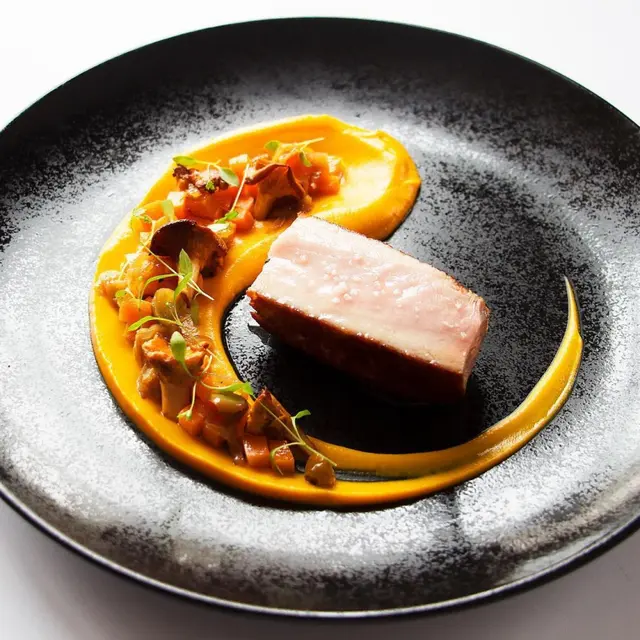 cuvee-31-aux-armes-de-champagne-epine-chalons-cochon