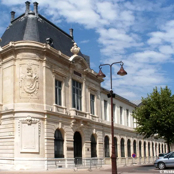 musee-des-beaux-arts-chalons-exterieur