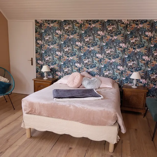 o-nid-fleuri-chambre