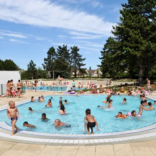piscine-regis-fermier-vauban-chalons-2 © Christophe Manquillet