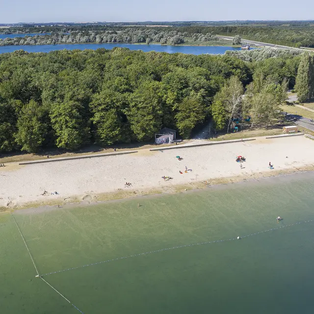plage-presquile-larzicourt