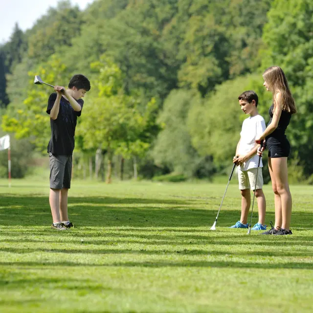 Parc de loisirs de la Colmont Swin golf Gorron 53