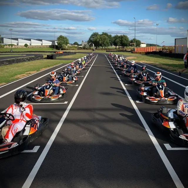 ©Laval Karting Loisirs 002 FB