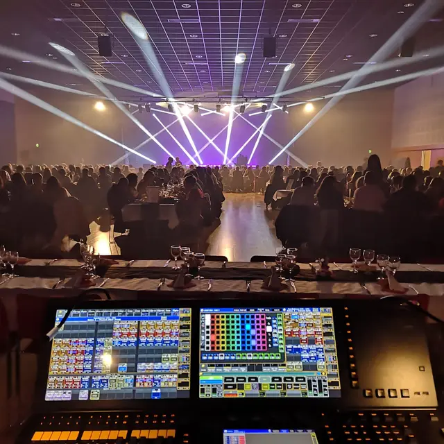 004 FB©Prime Creation Events