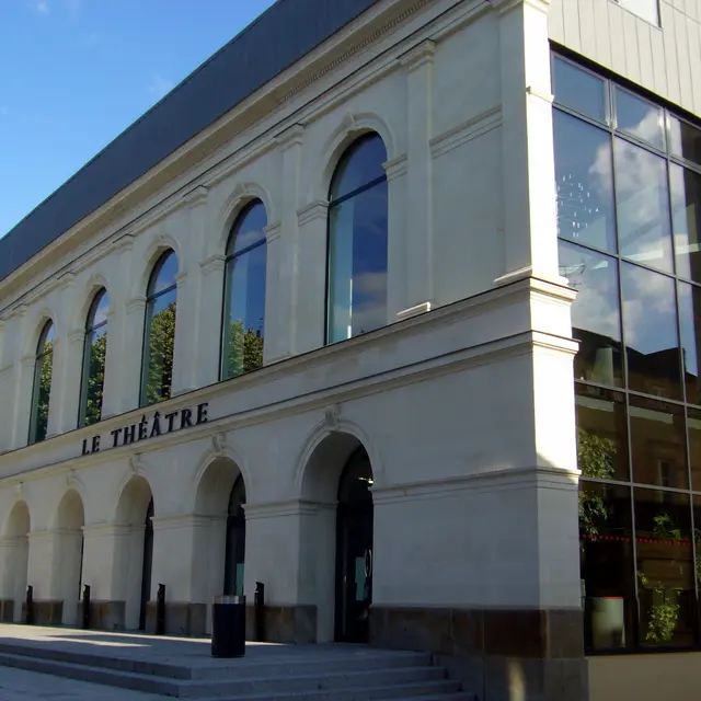 303095_le_theatre_de_laval_laval_tourisme