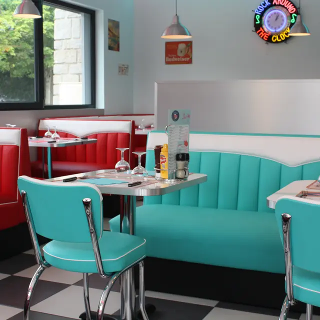 Chevy's Diner - 01