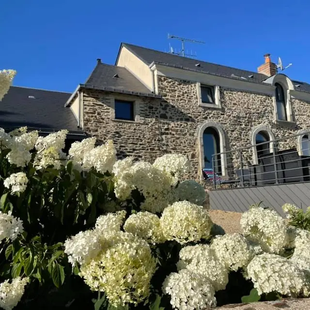 HLO-gite-maison-lb-bazougers-001