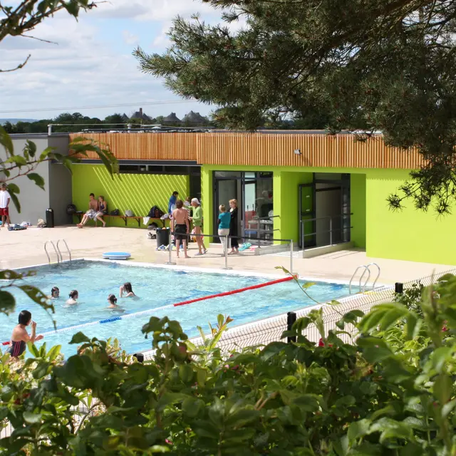 Piscine extérieure de Lassay