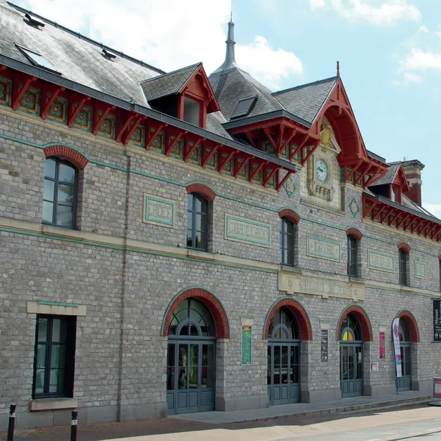 Maison-du-tourisme - Office de Tourisme de Laval