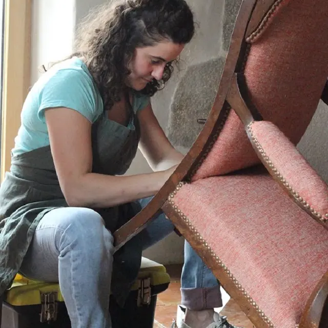 Mme Wohlgrothb - tapissiere décoratrice