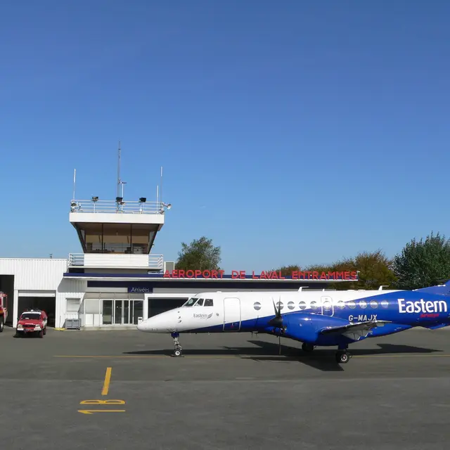 Aéroport de Laval et de la Mayenne