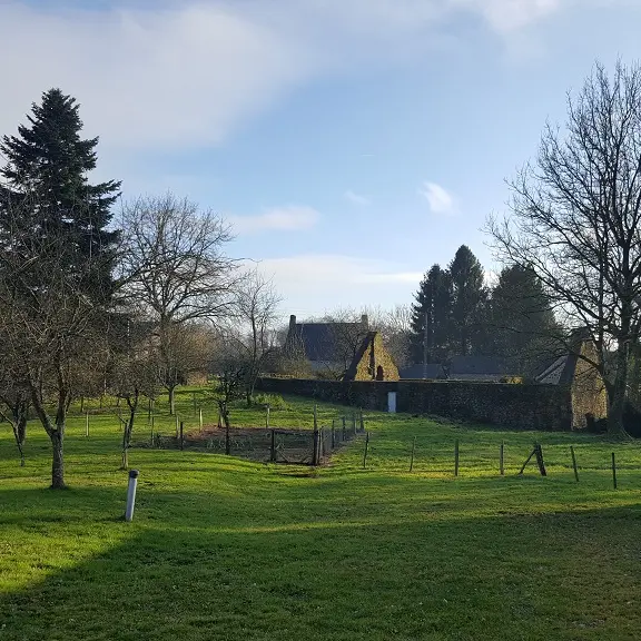 PCU53-vue-hameau©F Daviau