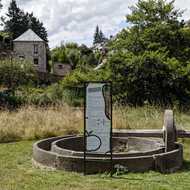 Conservatoire pomologique ambrieres-les-vallees