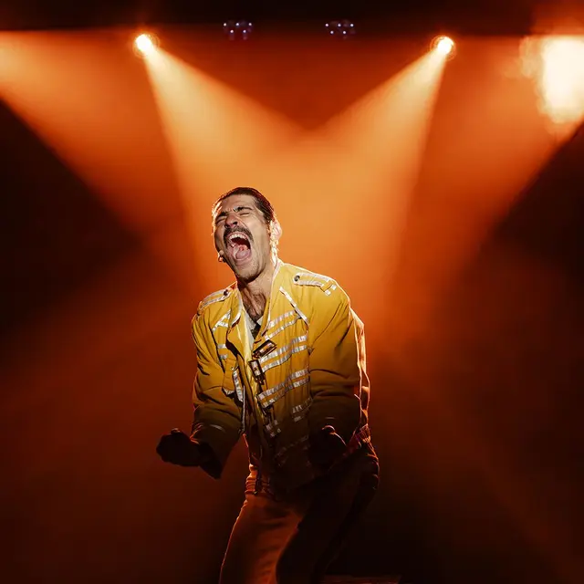 Je vis avec Freddie Mercury