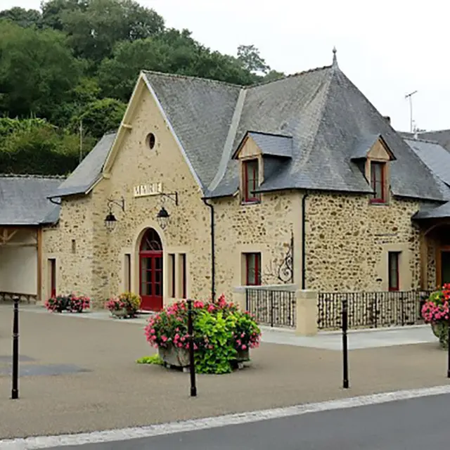 mairie-chailland