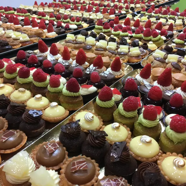 petits-fours