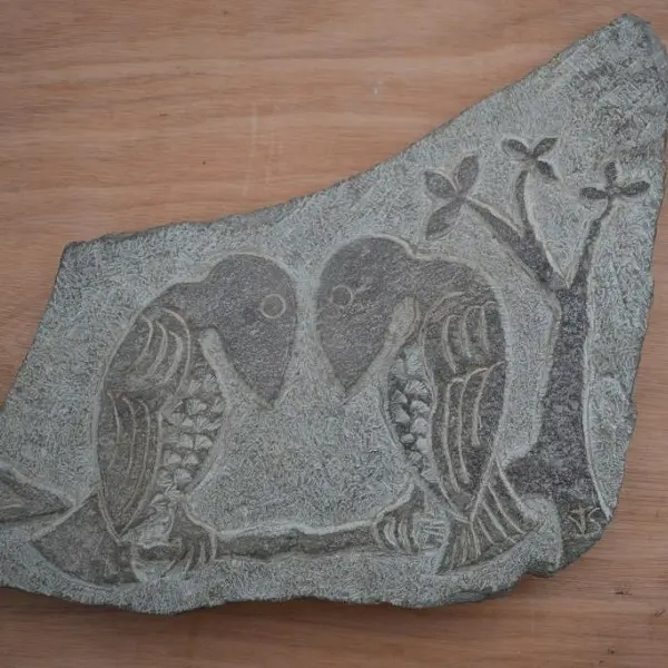 artisanat_pierre_corbeaux_ymagier_broceliande_sculpture_DestinationBroceliande
