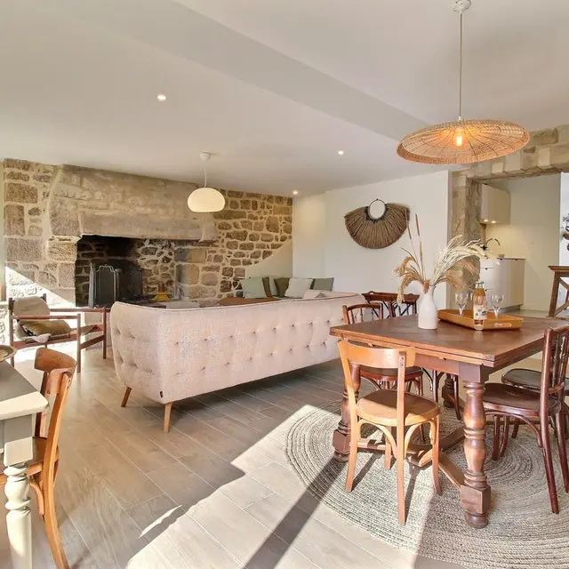 56G34998-hortensia-de-beaumer-carnac