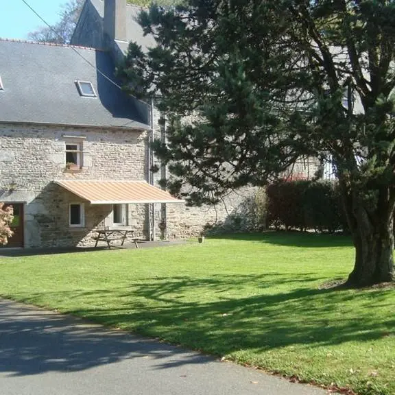 GITE DE PENHOET