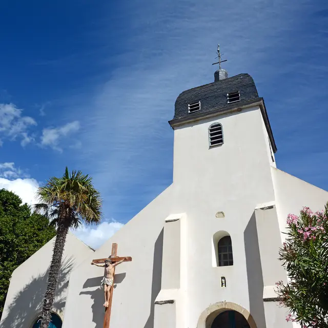 698226_histoire_-_eglise_-_locmaria_-_printemps_-_eglise_de_locmaria_-_2013